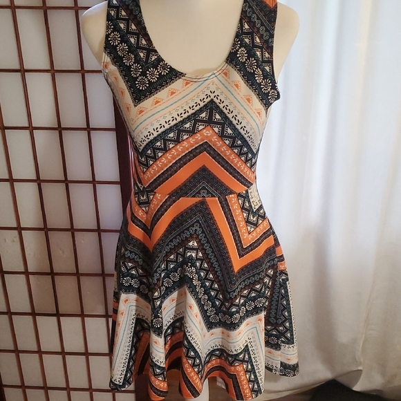 Derek Heart Dresses & Skirts - Derek Heart Chevron Mini Dress in Orange and Black